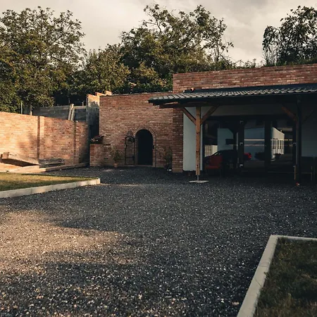 Zelnice Διαμέρισμα *