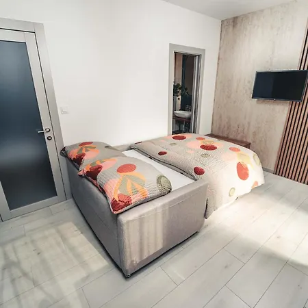 Zelnice * Velké Pavlovice