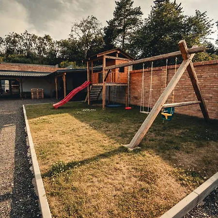 Zelnice Διαμέρισμα *